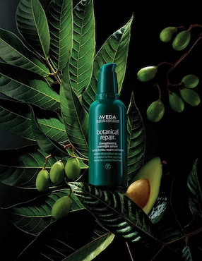 Sérum hidratante para cabello Intensivo Nocturno de la Colección Botanical Repair™ Strengthening Overnight de Aveda Aveda