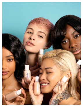 Base de maquillaje líquida Lottie London mate