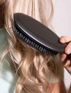 Cepillo para cabello Drybar de madera