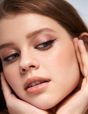Delineador para ojos mate Sheglam Pro Precision Waterproof