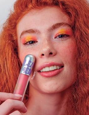 Brillo labial Glow Hub brillante