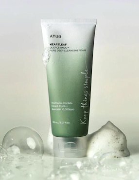 Limpiador facial Heartleaf Quercetinol Pore Deep Cleansing foam Anua para disminuir puntos negros