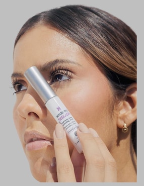 Sérum fortalecedor para pestañas y cejas Seslash Sesderma todo tipo piel