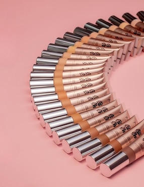 Base de maquillaje líquida Mia Makeup mate
