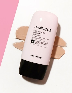 Crema facial recomendada para matificar e hidratar día Tony Moly para todo tipo piel