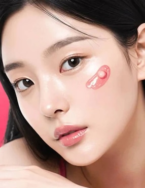 Crema facial recomendada para hidratar día y noche Medicube BrightCore para todo tipo piel