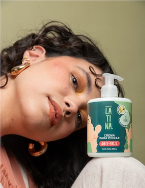 Crema para cabello rizado Latina para antifrizz