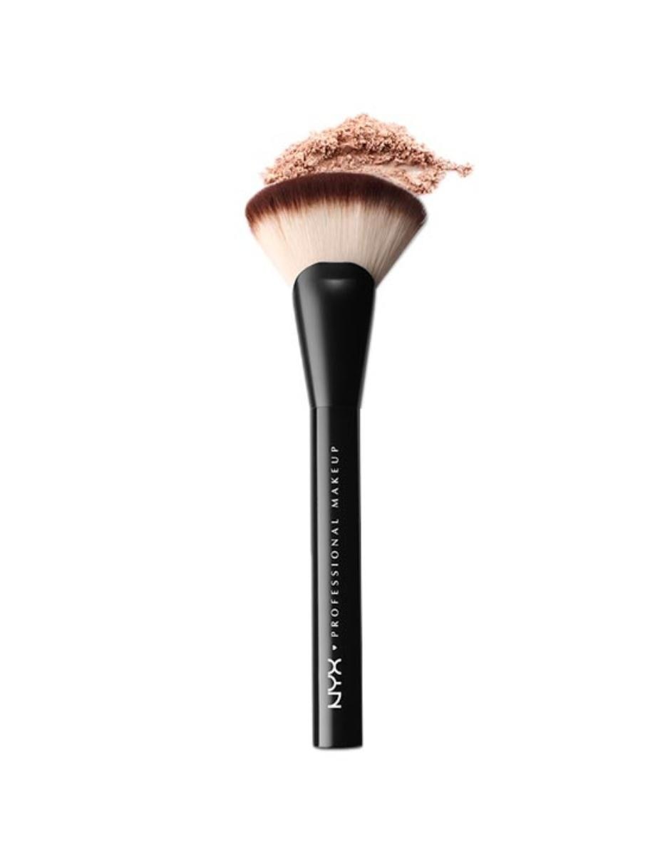 Brocha para maquillaje Pro Fan Brush 3