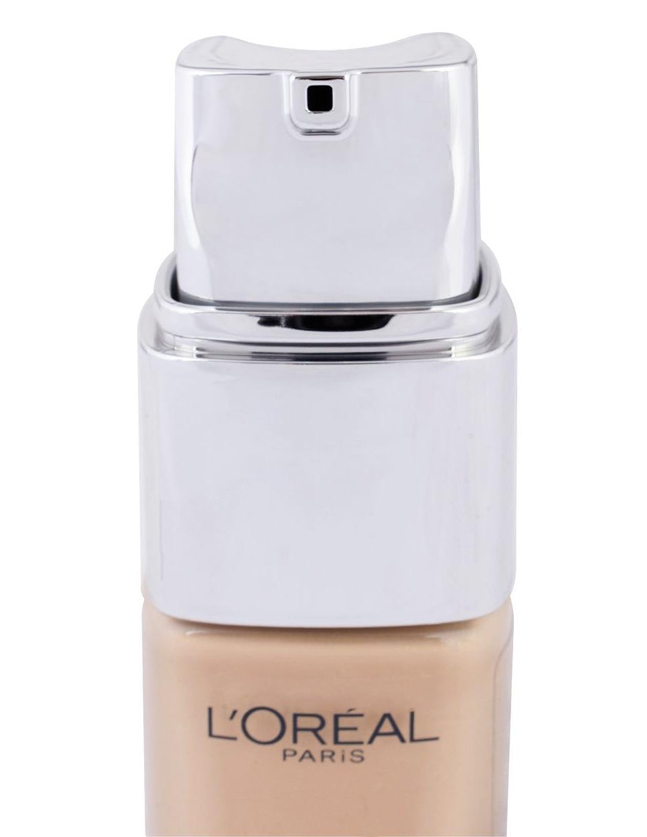 Base de maquillaje líquida True Match natural 2