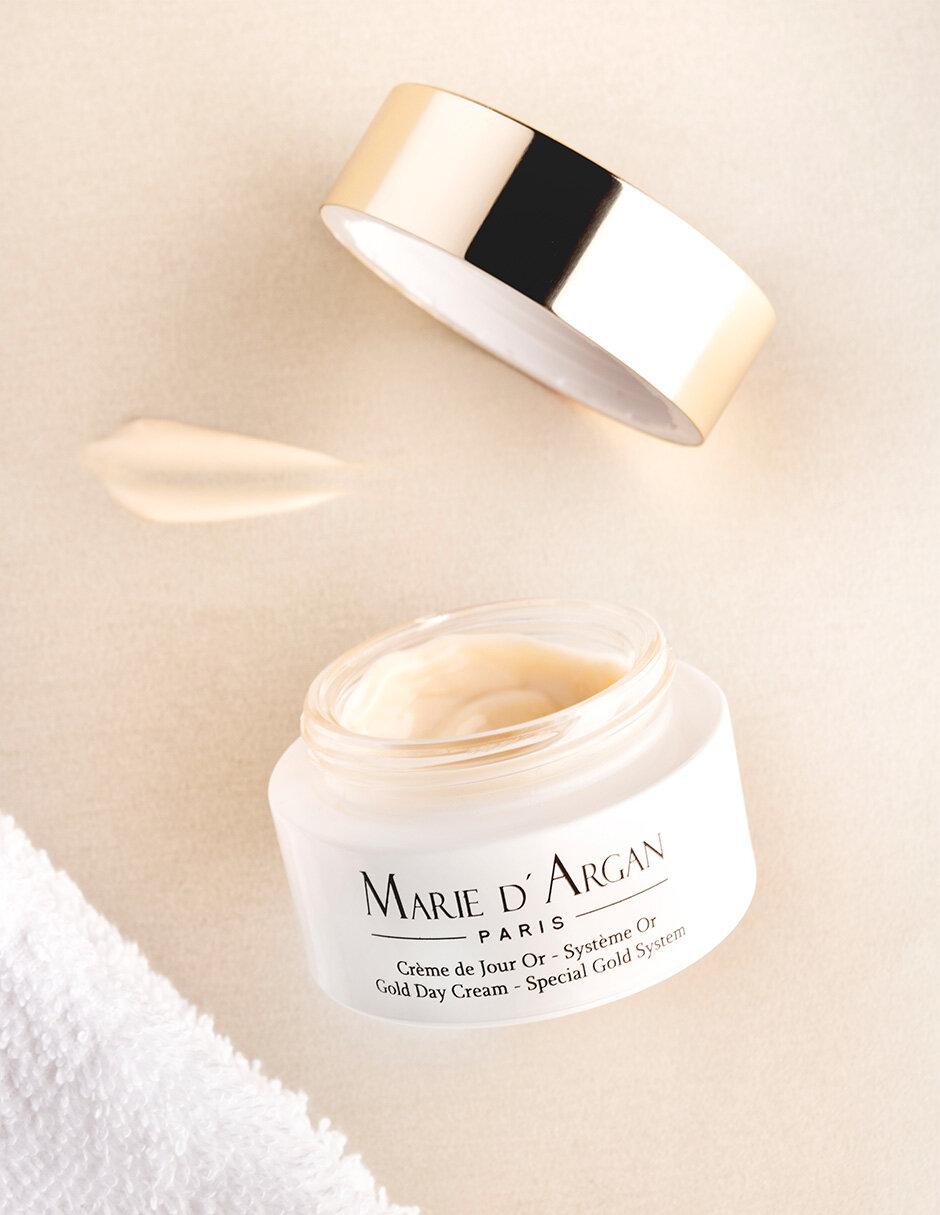 Crema facial recomendada para reafirmar día Premium para todo tipo piel 2
