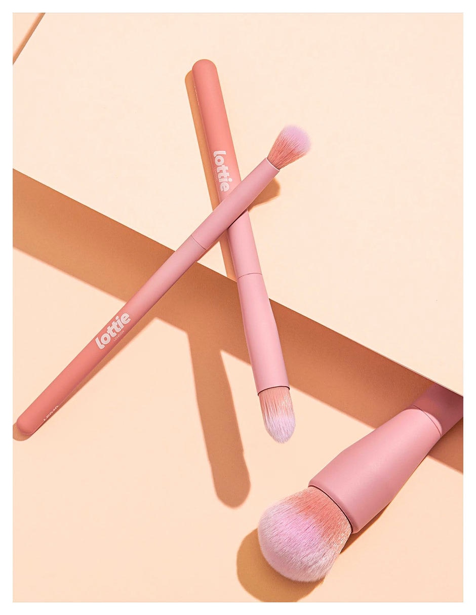 Brocha para maquillaje Dense Smudger Brush 4
