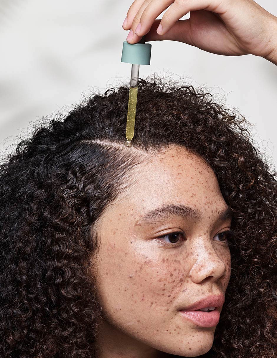 Sérum revitalizante para cabello de piel cuero cabelludo 2