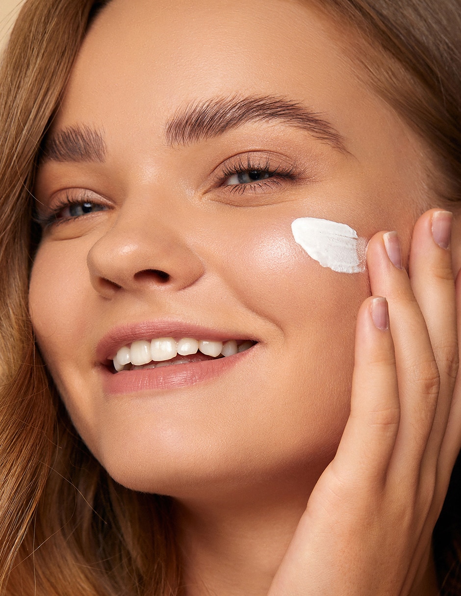 Primer maquillaje para rostro Birthday Skin 3