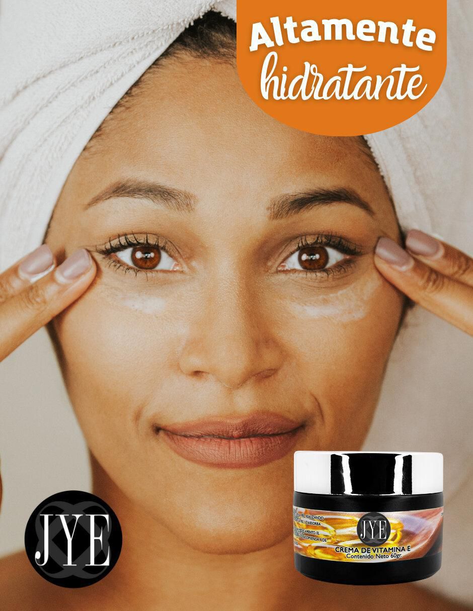 Set de crema para rostro y cuerpo recomendada para hidratar día y noche para todo tipo piel 3