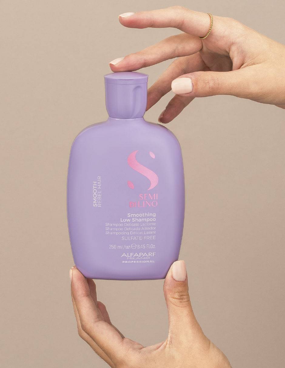 Shampoo anti frizz para cabello crespo Delicado Smoothing Low 3