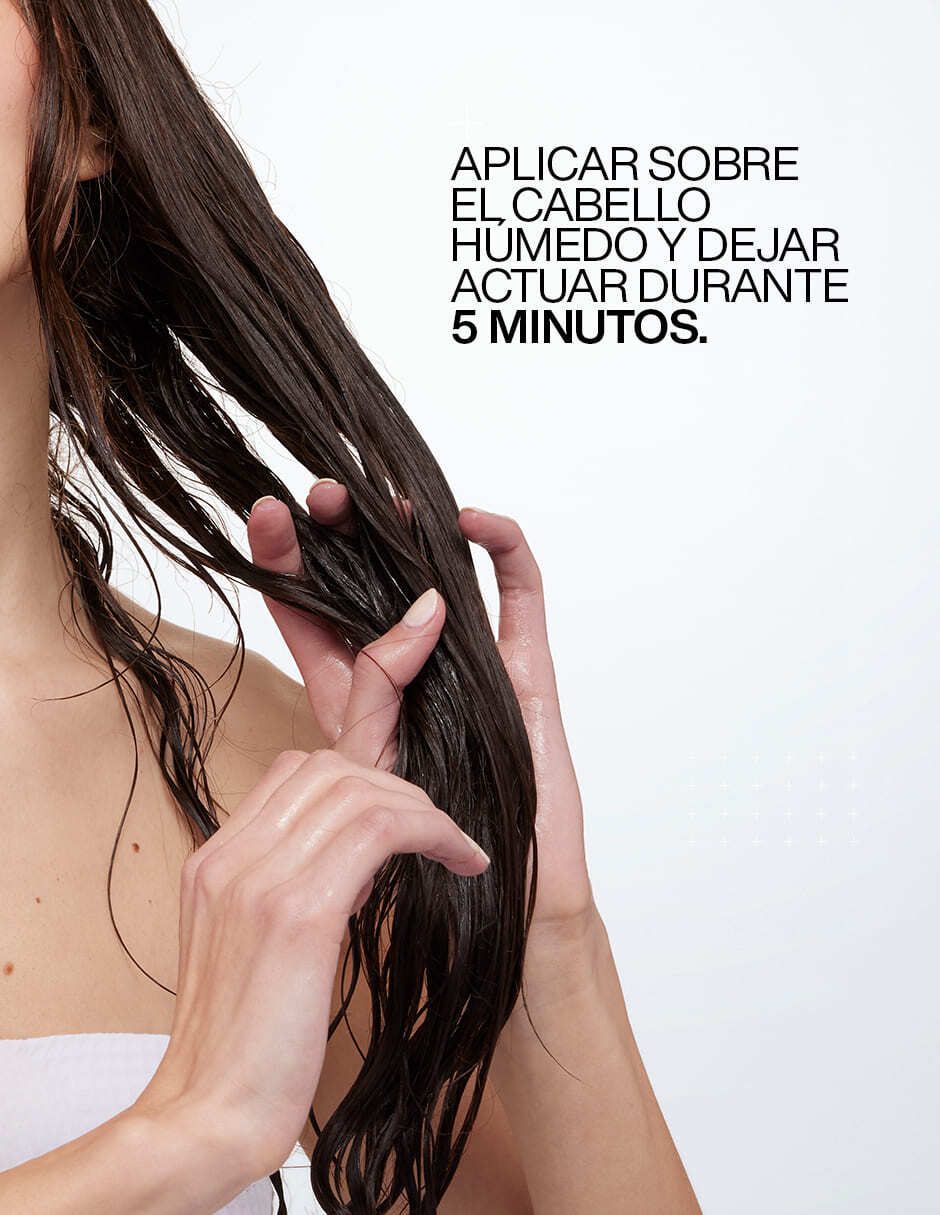 Tratamiento para capilar Activated Glass Gloss Treatment reparador Redken Acidic Color Gloss 7