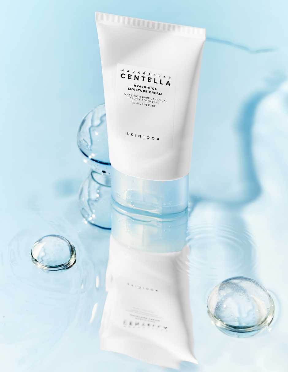 Crema facial recomendada para hidratar día y noche Hyalu-Cica para todo tipo piel 3